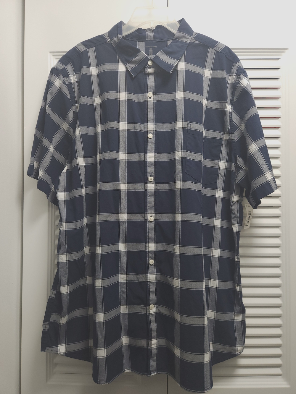 Amazon Essentials Men's Plaid Short Sleeve Button-Up Shirt XXL Navy Blue & White